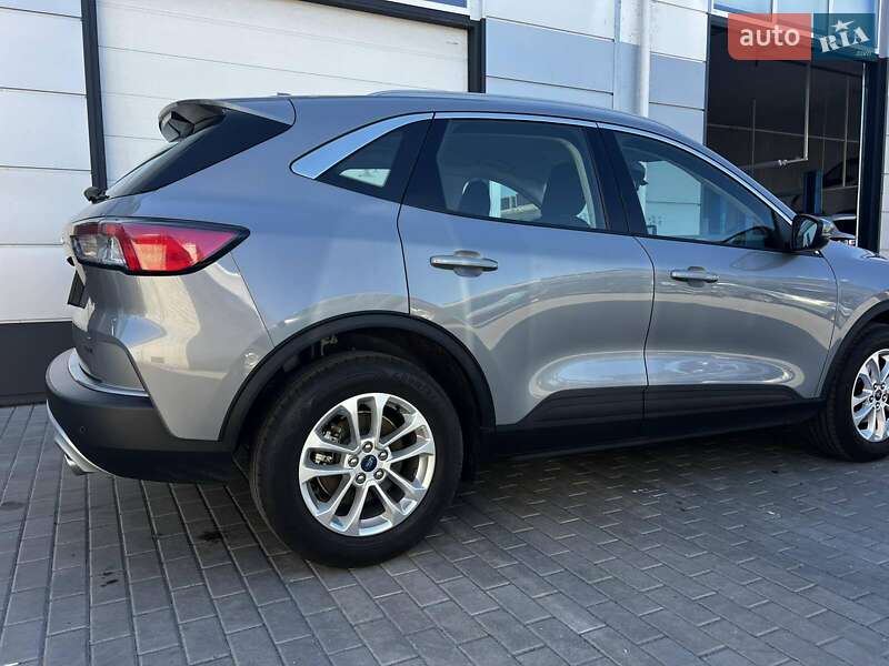 Позашляховик / Кросовер Ford Kuga 2021 в Черкасах фото 5 Позашляховик / Кросовер Ford Kuga 2021 в Черкасах