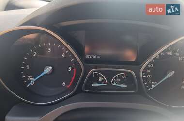 Внедорожник / Кроссовер Ford Kuga 2019 в 