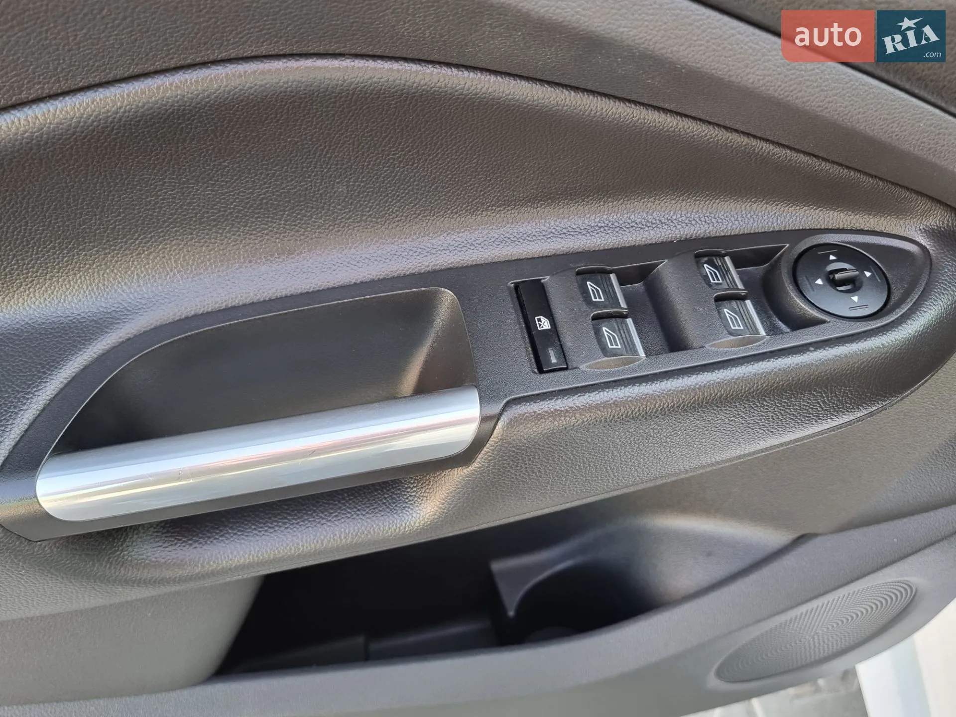 2017 Ford Kuga - мініатюра 51