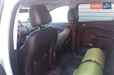 Внедорожник / Кроссовер Ford Kuga 2014 в 