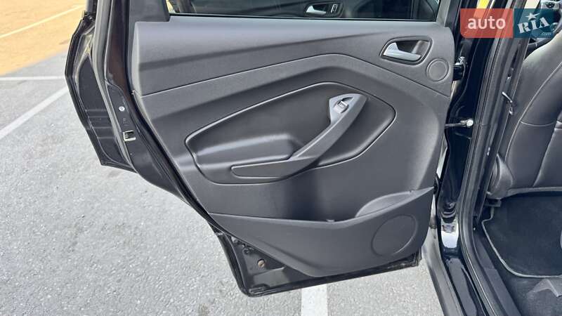 Внедорожник / Кроссовер Ford Kuga 2014 в Тернополе