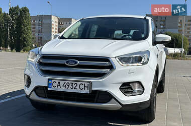 Внедорожник / Кроссовер Ford Kuga 2018 в Черкассах