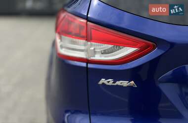 Внедорожник / Кроссовер Ford Kuga 2013 в 