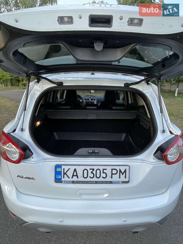 Внедорожник / Кроссовер Ford Kuga 2011 в Киеве