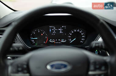 Внедорожник / Кроссовер Ford Kuga 2020 в 