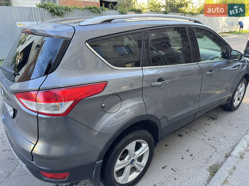 Внедорожник / Кроссовер Ford Kuga 2013 в Сумах