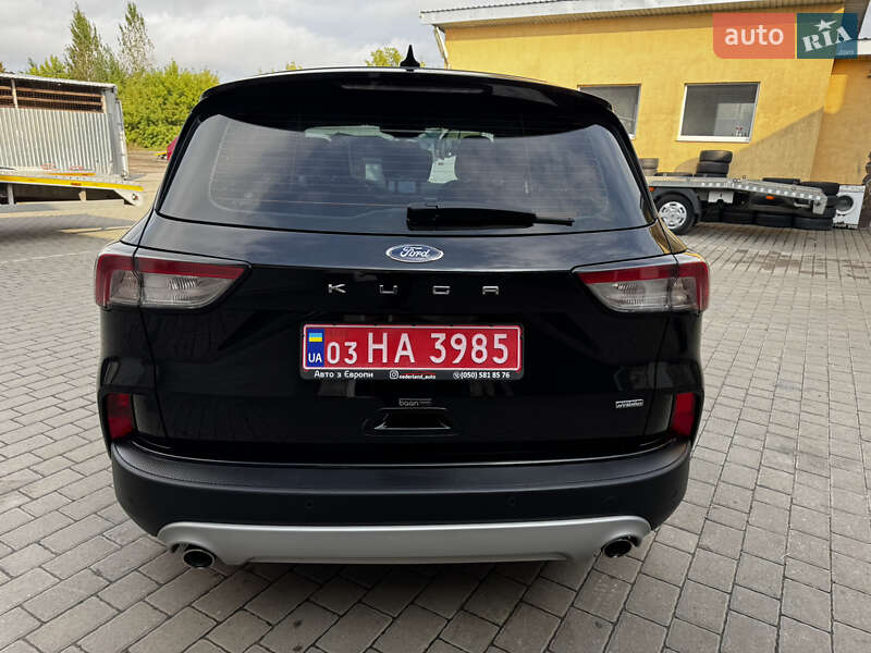 Внедорожник / Кроссовер Ford Kuga 2021 в Бродах