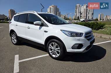Внедорожник / Кроссовер Ford Kuga 2019 в Киеве