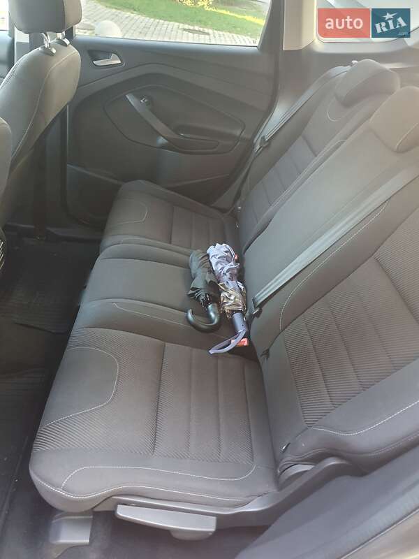 Позашляховик / Кросовер Ford Kuga 2013 в Житомирі фото 16 Позашляховик / Кросовер Ford Kuga 2013 в Житомирі