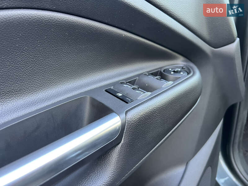 Внедорожник / Кроссовер Ford Kuga 2017 в Трускавце фото 32 Внедорожник / Кроссовер Ford Kuga 2017 в Трускавце