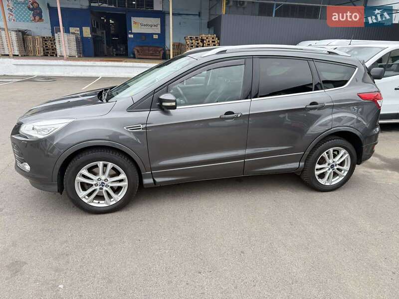 Внедорожник / Кроссовер Ford Kuga 2015 в Луцке