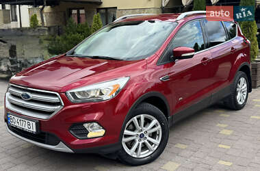 Позашляховик / Кросовер Ford Kuga 2017 в Тернополі
