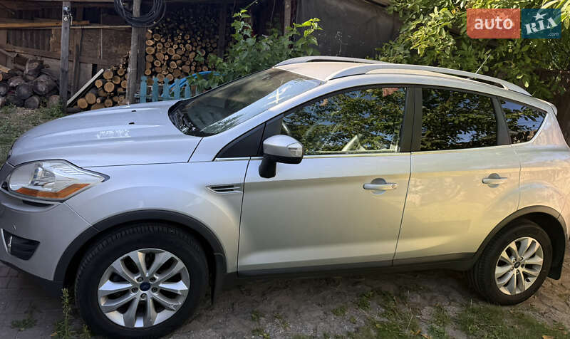 Внедорожник / Кроссовер Ford Kuga 2012 в Киеве