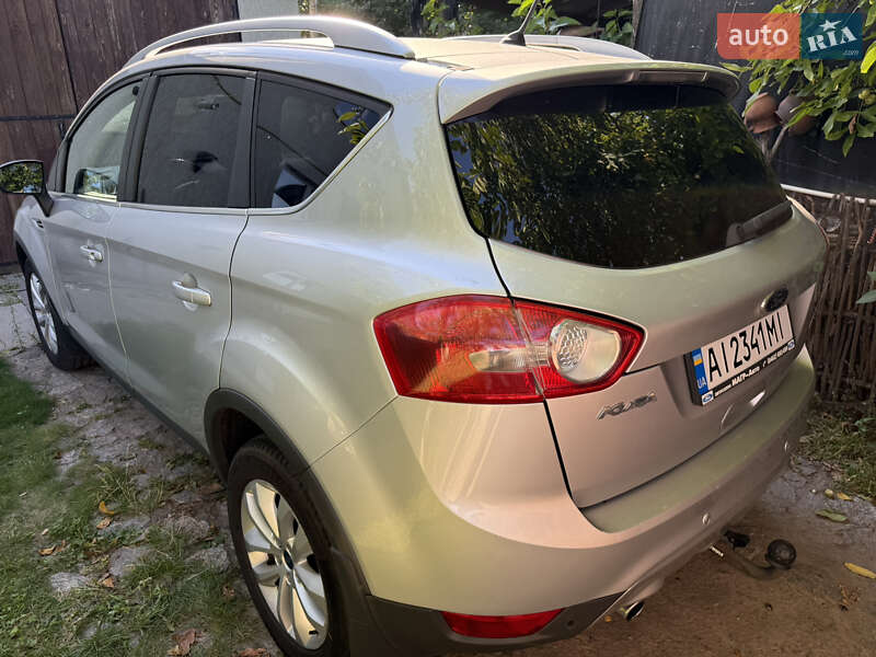 Внедорожник / Кроссовер Ford Kuga 2012 в Киеве