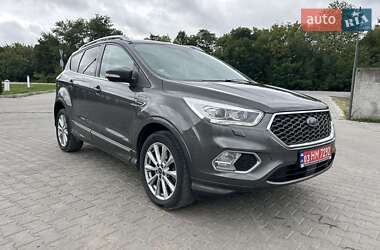 Внедорожник / Кроссовер Ford Kuga 2017 в 