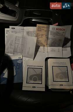 Внедорожник / Кроссовер Ford Kuga 2010 в 