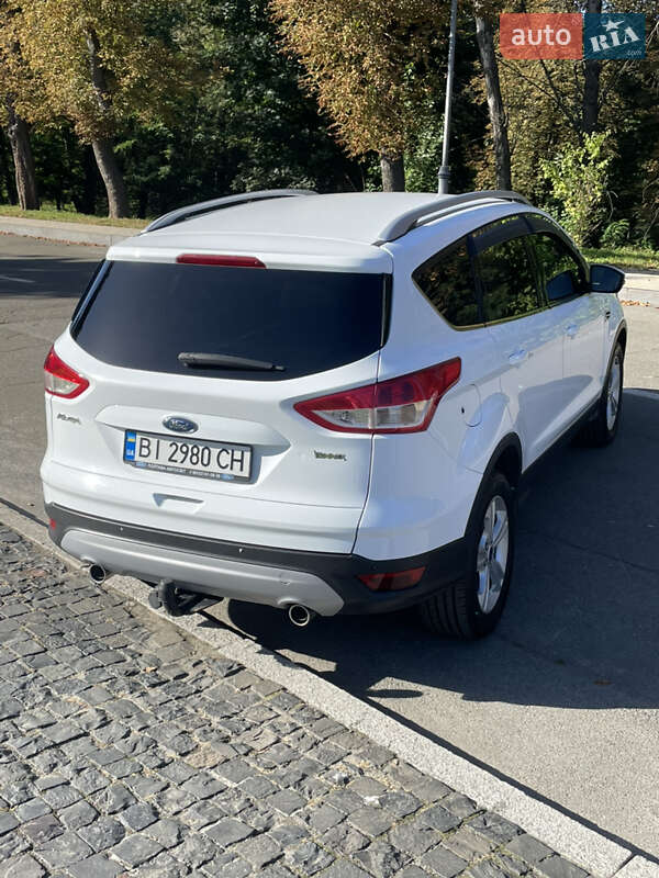 Внедорожник / Кроссовер Ford Kuga 2016 в Киеве