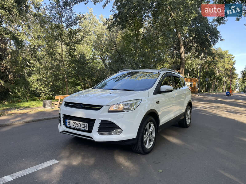 Внедорожник / Кроссовер Ford Kuga 2016 в Киеве