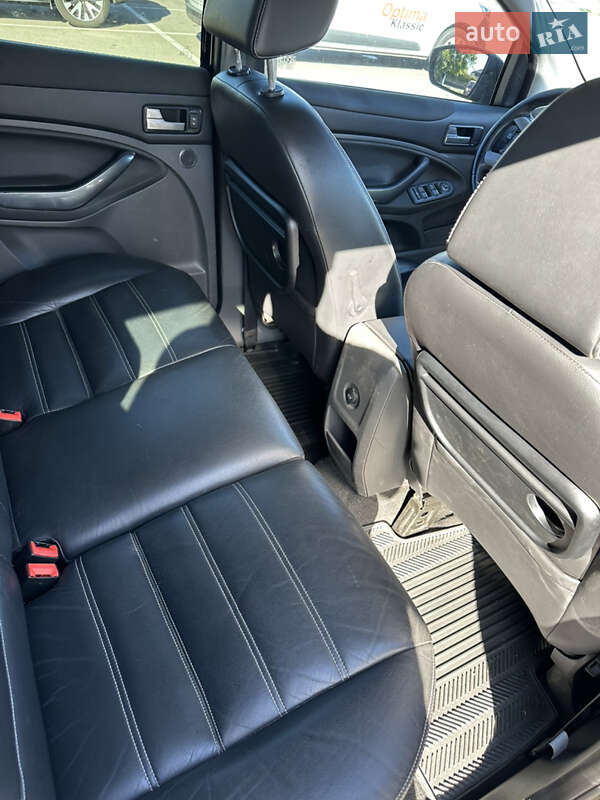 Внедорожник / Кроссовер Ford Kuga 2011 в Борисполе