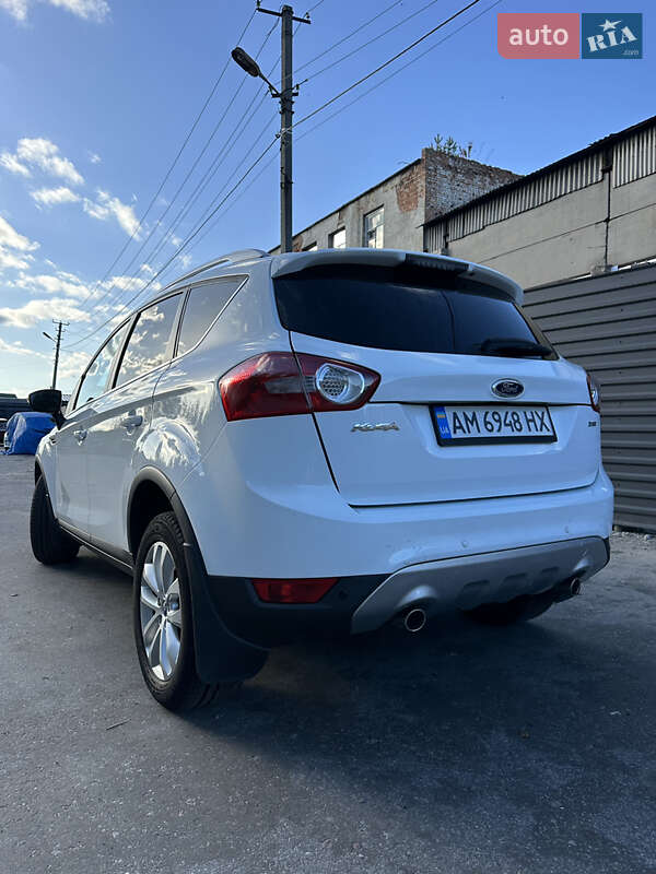 Внедорожник / Кроссовер Ford Kuga 2010 в Житомире