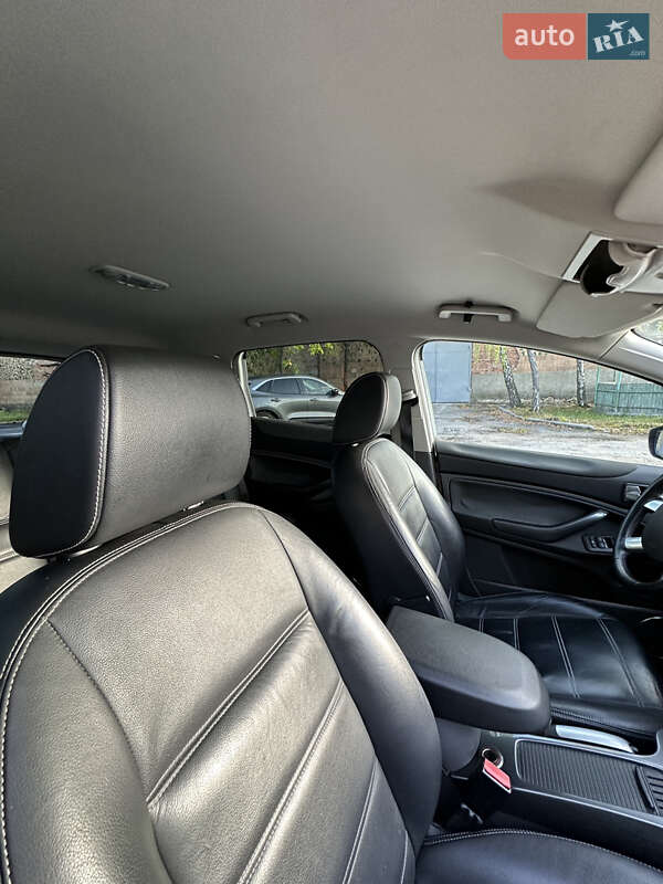 Внедорожник / Кроссовер Ford Kuga 2010 в Житомире