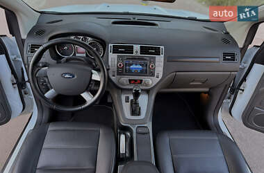 Внедорожник / Кроссовер Ford Kuga 2012 в 
