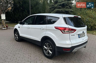 Внедорожник / Кроссовер Ford Kuga 2016 в 