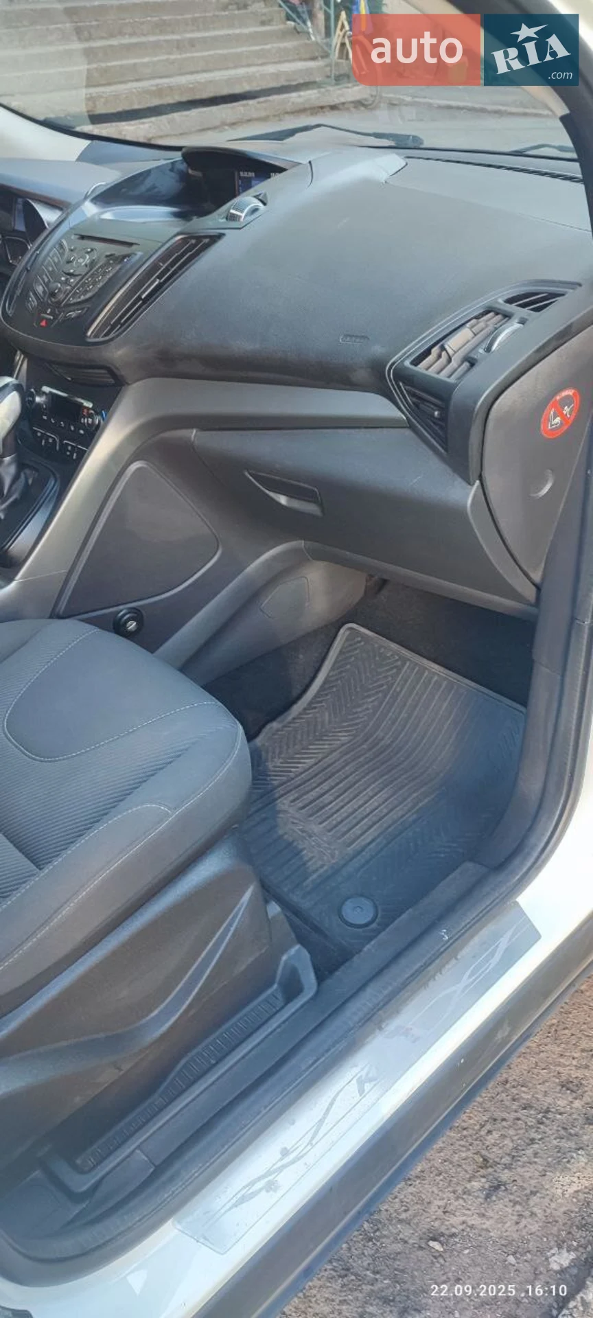 2016 Ford Kuga - мініатюра 17