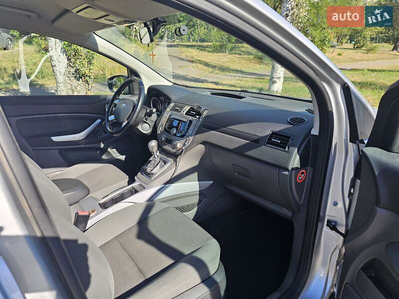 Внедорожник / Кроссовер Ford Kuga 2011 в Киеве