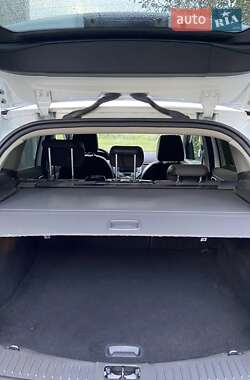 Внедорожник / Кроссовер Ford Kuga 2010 в 
