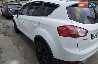 Позашляховик / Кросовер Ford Kuga 2010 в 