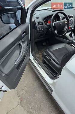 Позашляховик / Кросовер Ford Kuga 2010 в 
