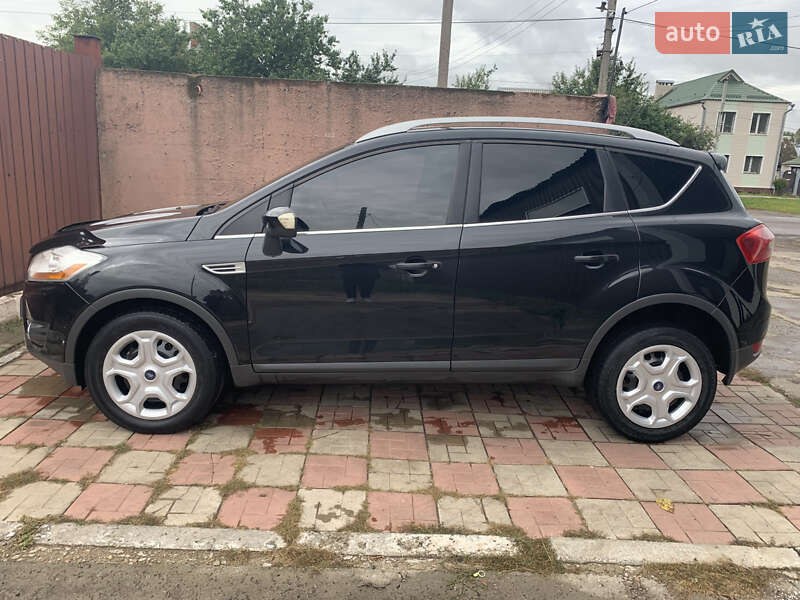 Внедорожник / Кроссовер Ford Kuga 2011 в Сумах