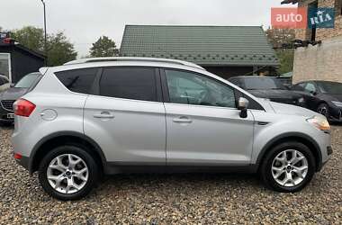 Внедорожник / Кроссовер Ford Kuga 2009 в 