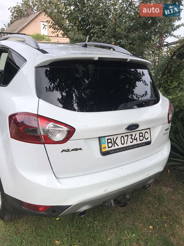 Позашляховик / Кросовер Ford Kuga 2010 в Рівному