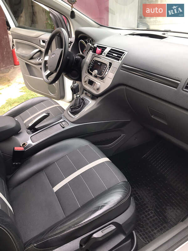 Позашляховик / Кросовер Ford Kuga 2010 в Рівному