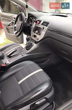 Позашляховик / Кросовер Ford Kuga 2010 в 