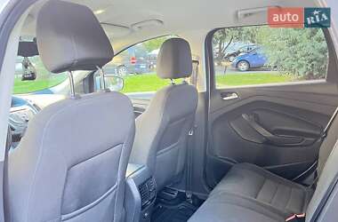 Внедорожник / Кроссовер Ford Kuga 2013 в 