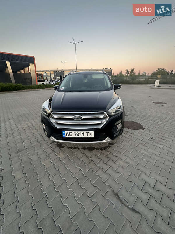 Внедорожник / Кроссовер Ford Kuga 2018 в Харькове