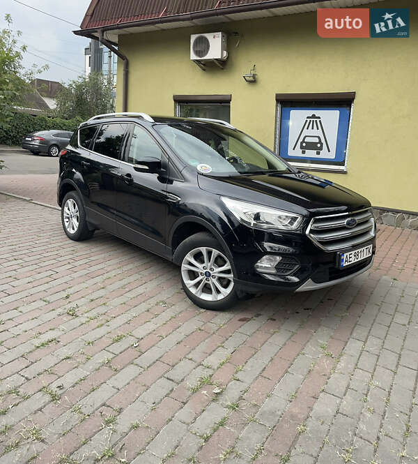 Внедорожник / Кроссовер Ford Kuga 2018 в Харькове