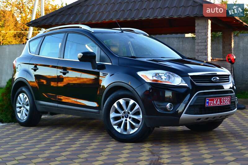 Внедорожник / Кроссовер Ford Kuga 2009 в Сарнах