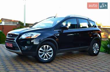 Внедорожник / Кроссовер Ford Kuga 2009 в 