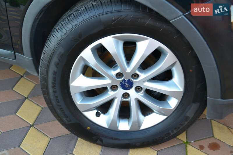 Внедорожник / Кроссовер Ford Kuga 2009 в Сарнах