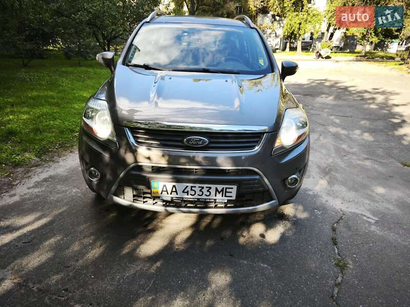 Внедорожник / Кроссовер Ford Kuga 2012 в Киеве