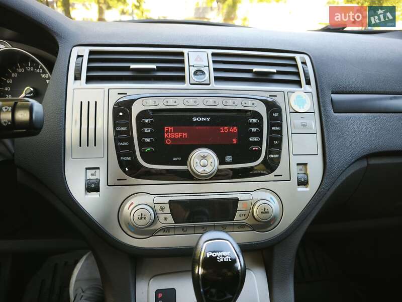 Внедорожник / Кроссовер Ford Kuga 2012 в Киеве