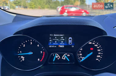 Внедорожник / Кроссовер Ford Kuga 2019 в 