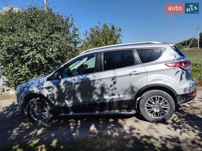 Позашляховик / Кросовер Ford Kuga 2013 в Ланівці