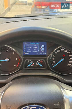 Внедорожник / Кроссовер Ford Kuga 2013 в 