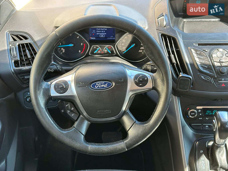 Внедорожник / Кроссовер Ford Kuga 2013 в Одессе