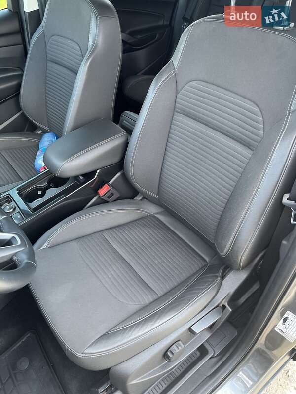 Внедорожник / Кроссовер Ford Kuga 2019 в Гатном